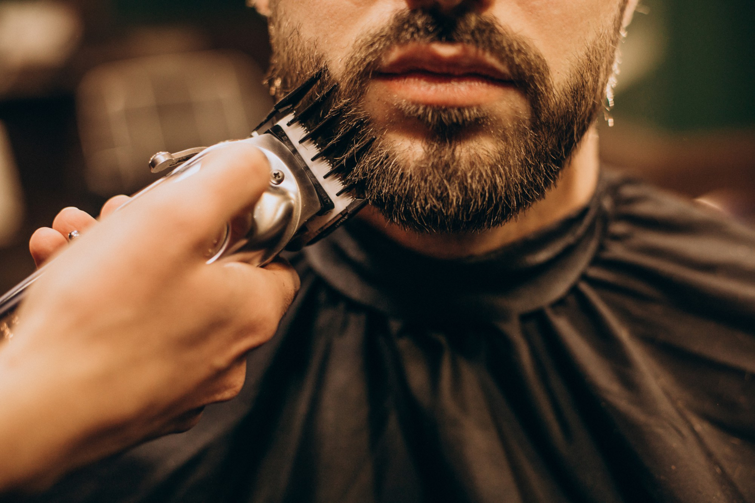 Barbería Clásica vs. Moderna: ¿Cuál es tu Estilo?